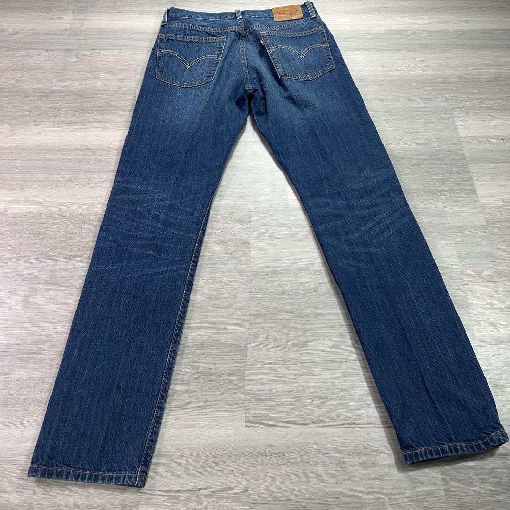 Levis 501 Jeans Womens 26x32 Blue Button Fly Straight Fit Denim Medium Wash - Picture 2 of 15